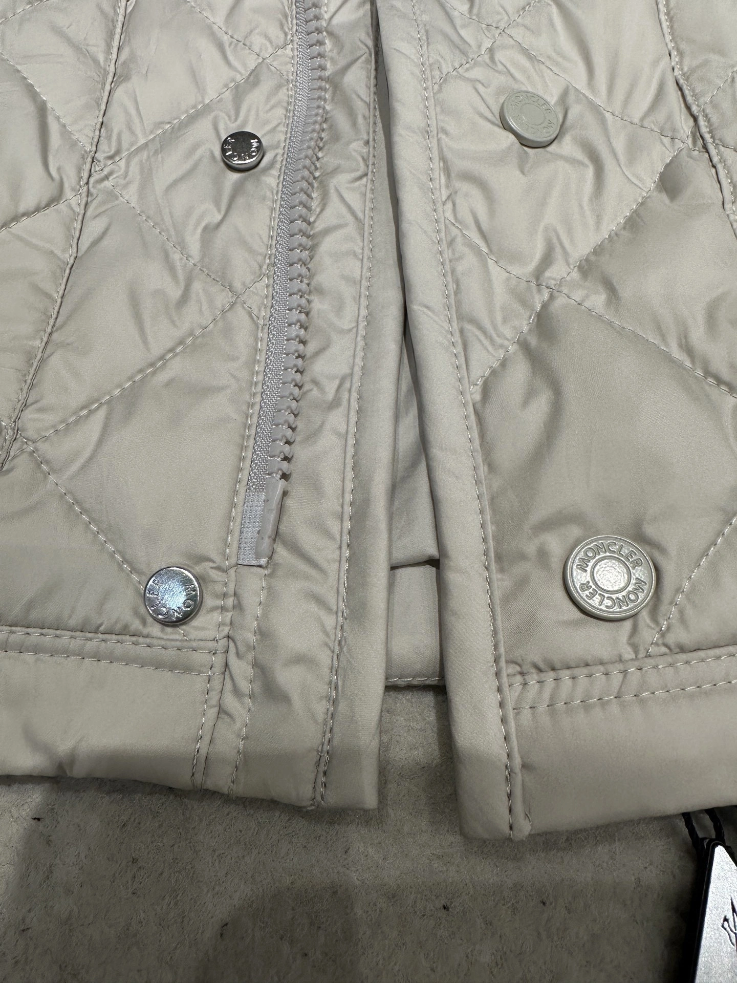 wg.luxury-- 7o9385r Down jacket Airsoft 2colour item:E-F409J2222-2H